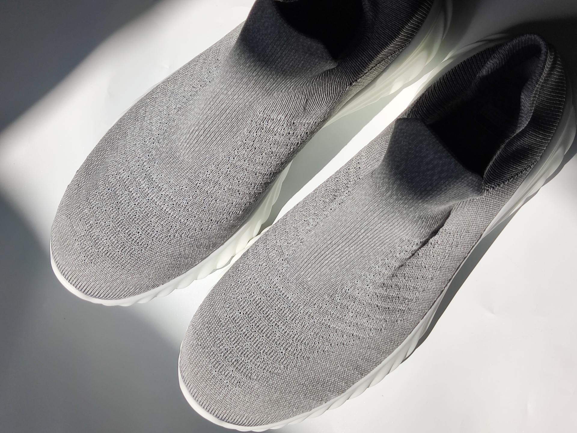 小米有品上新：耐穿好穿的基础款休闲鞋