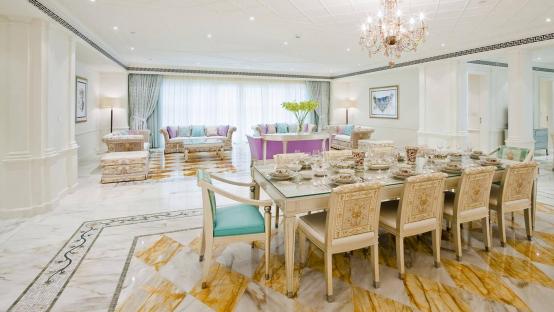 迪拜范思哲酒店帝国套房,迪拜范思哲宫殿酒店图片