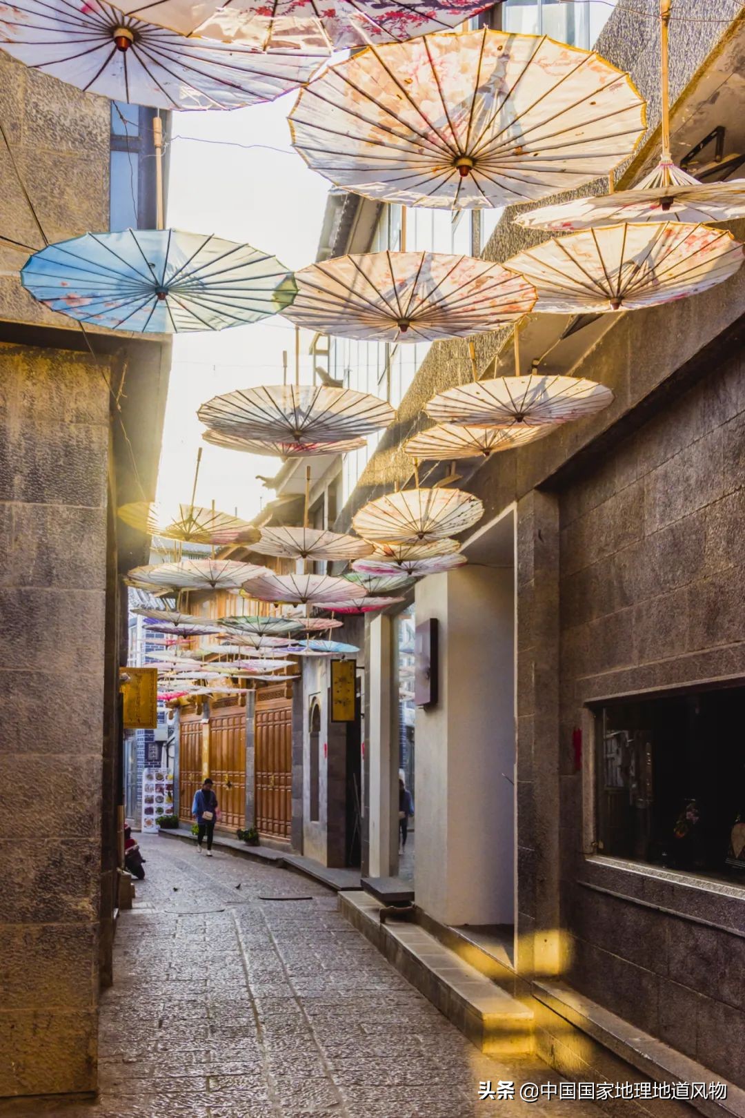 云南有个地方比大理丽江更出名,昆明风景为什么没有大理和丽江好