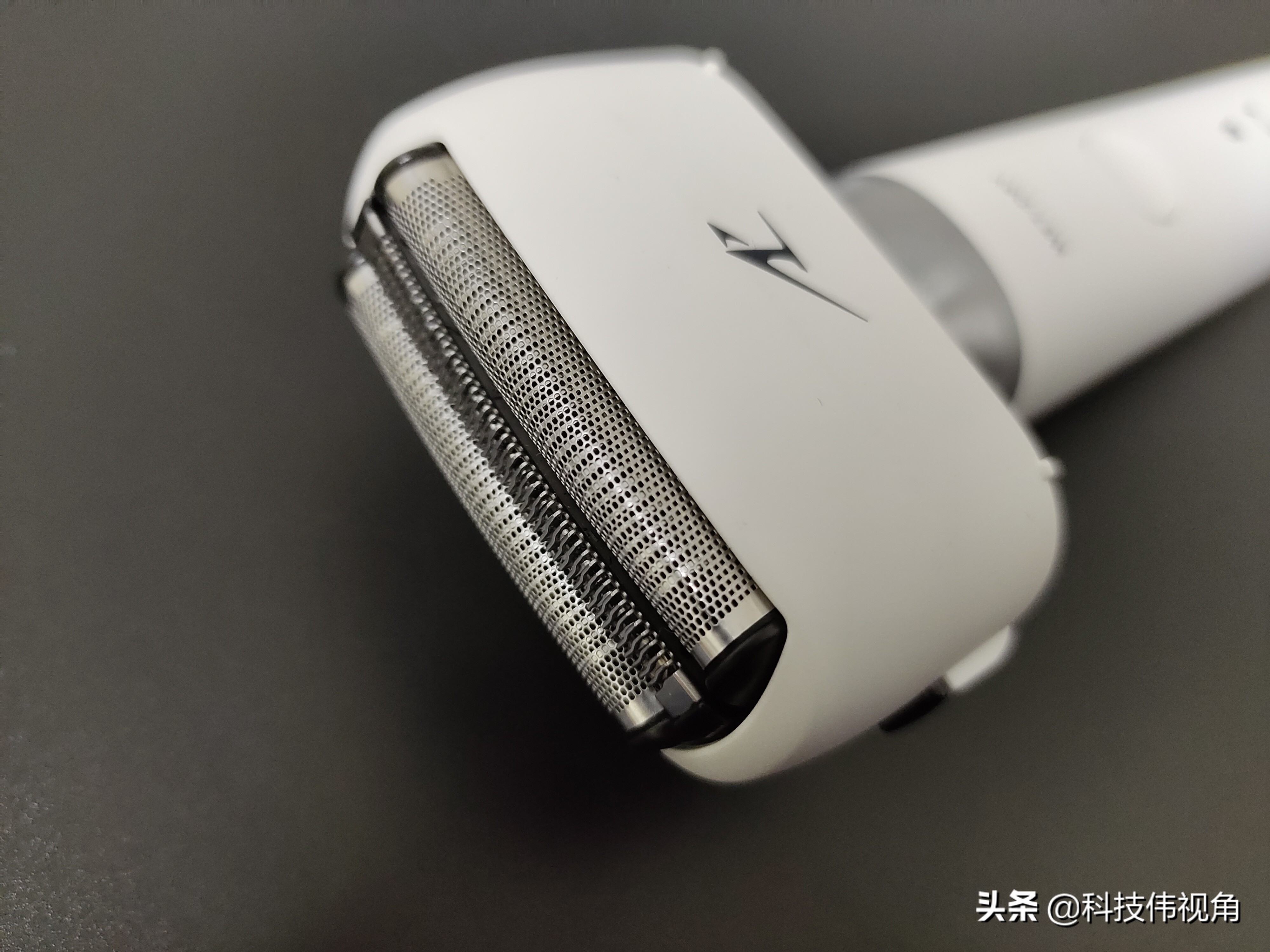 松下剃须刀小锤子2.0升级款测评,松下剃须刀9系和大锤子哪个好用