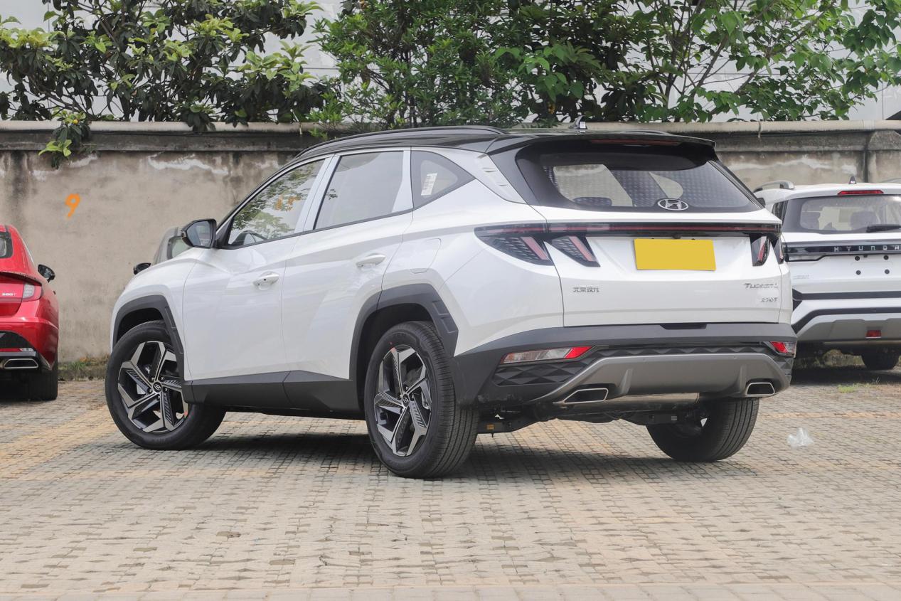 1.5t途胜四驱越野测试,途胜1.5t200马力百公里加速