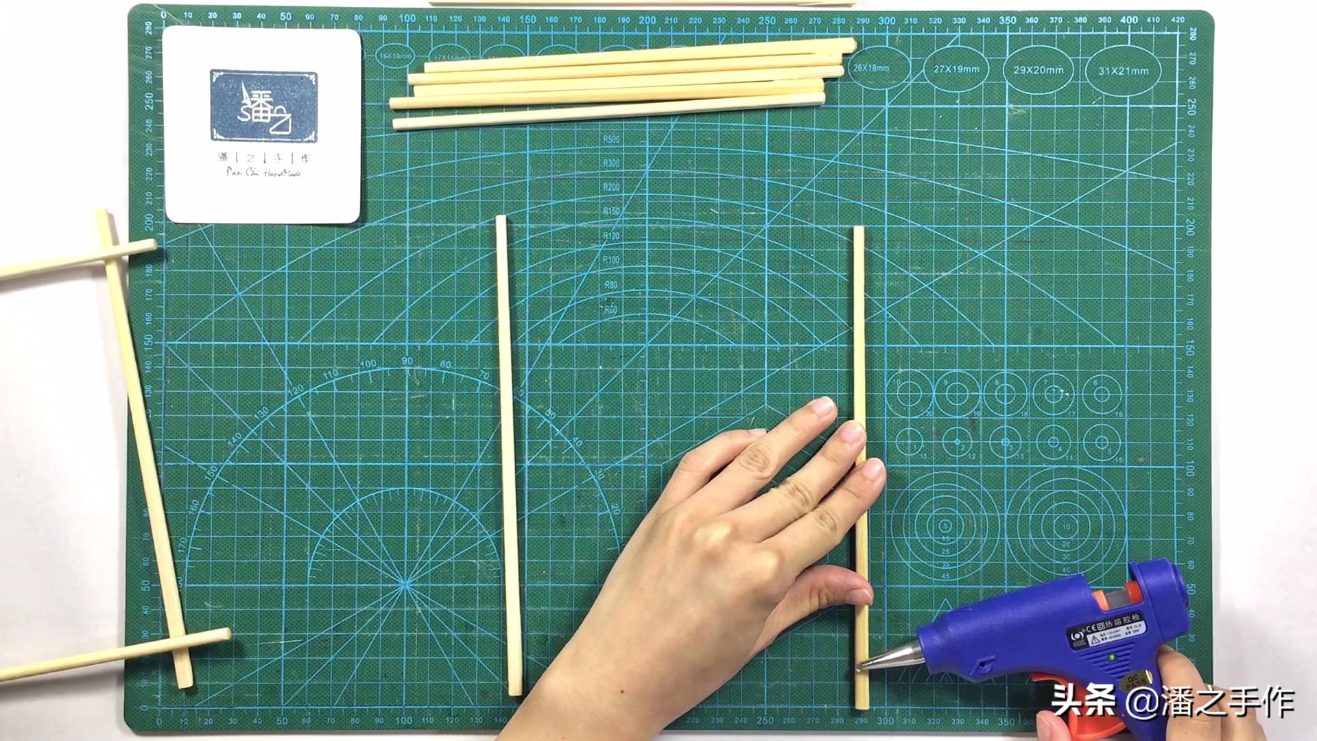 布艺灯笼手工制作教程简单,环保自制小灯笼