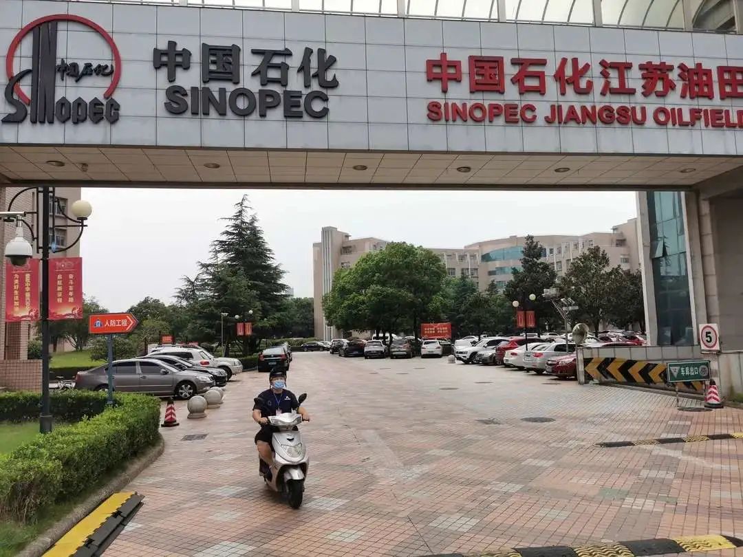 超长待机，魔幻40天，看着看着就忍不住……