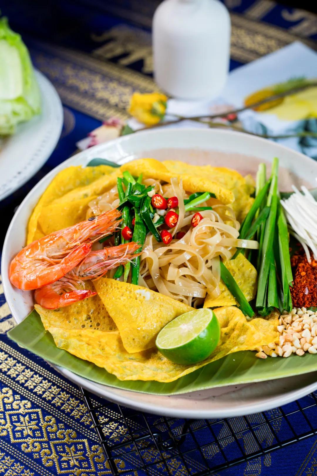 一桌只接待4人的餐厅,每天只接待三桌的火锅