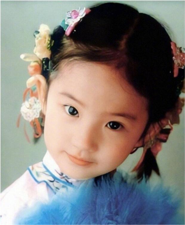 陈金飞现在和刘亦菲还有来往吗,陈金飞和刘亦菲现在关系