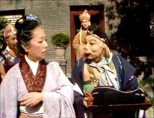 看看里面的妖精，终于明白第一版西游记*播禁**的理由了