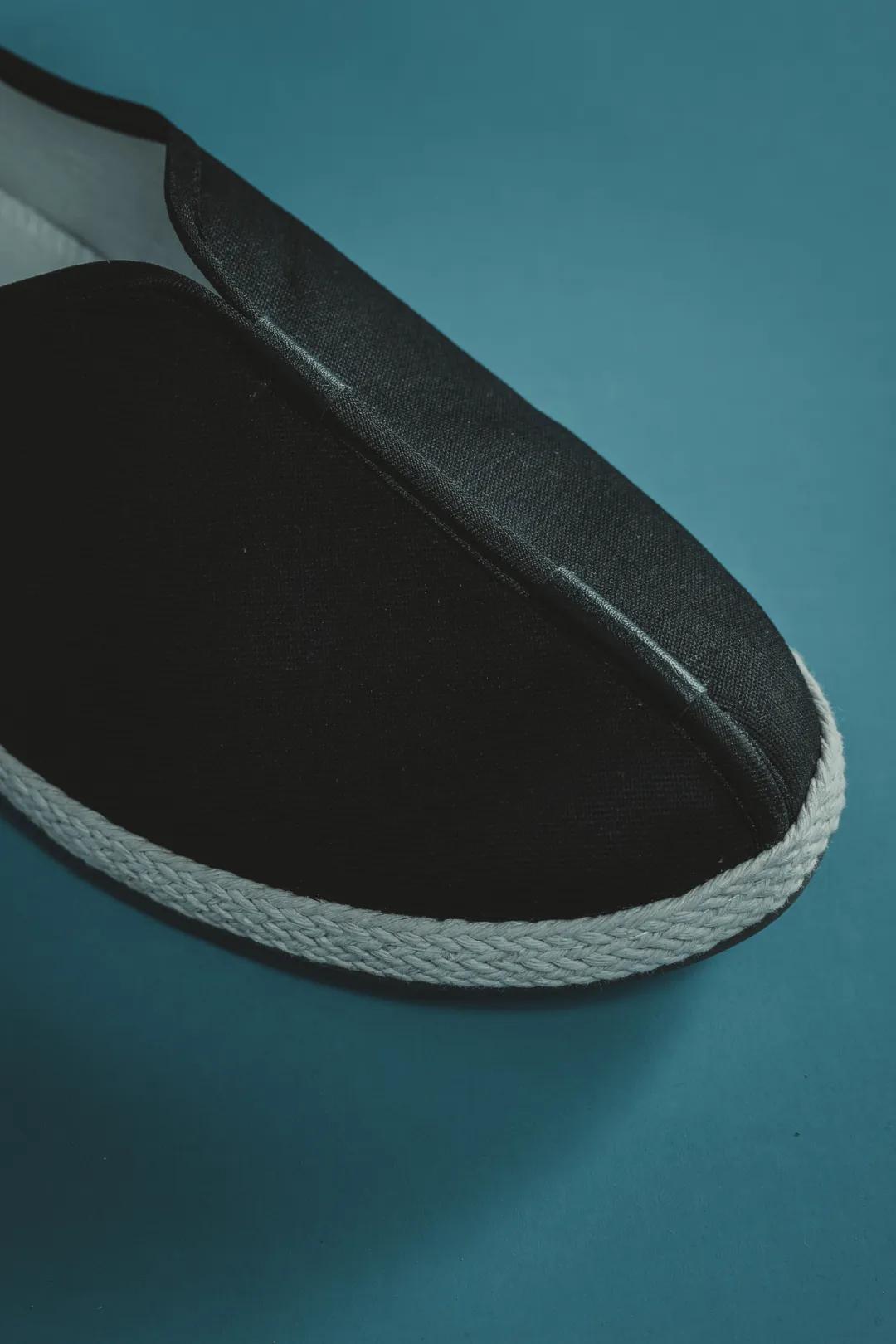 老北京布鞋穿起来真舒服,中国人穿的老布鞋