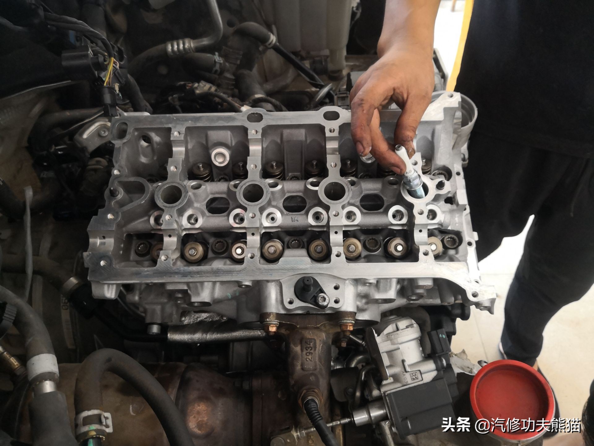 如何检测奥迪三代ea888是否烧机油,大众三代ea888发动机机油灯报警