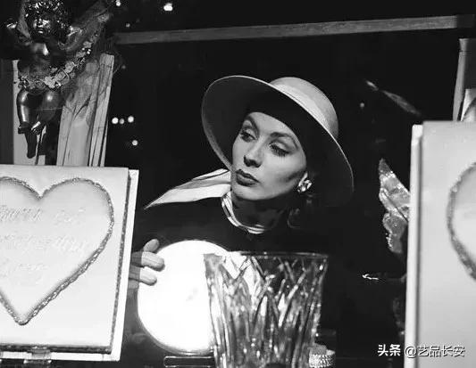 最具风情的复古美人,镜头下的少女仙气十足太美了