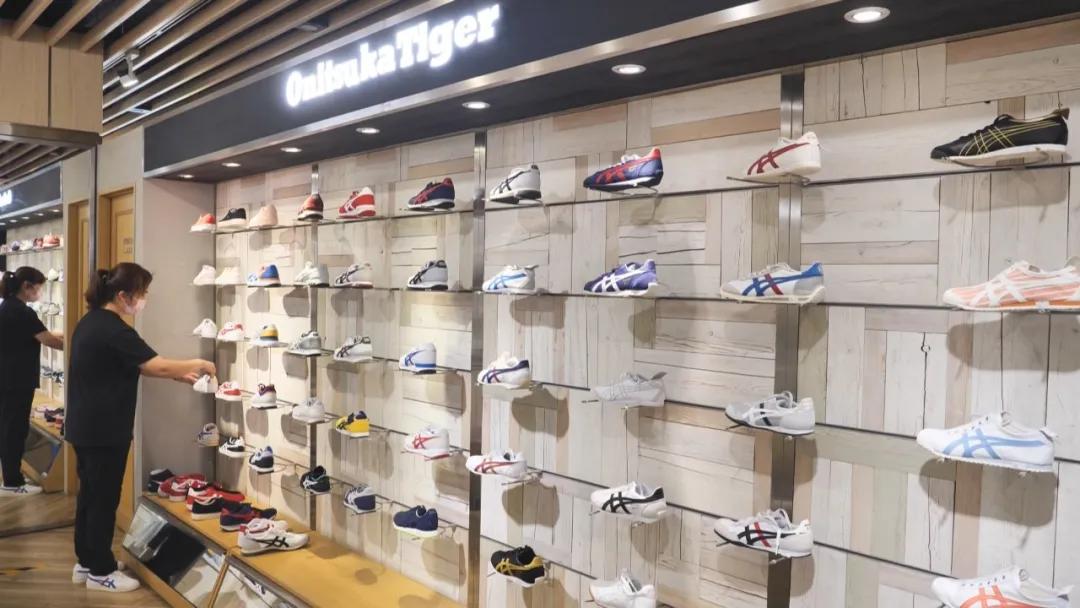 3折起，省钱不烧脑！八佰伴会员答谢活动就在这个双休日，小布提前去踩点