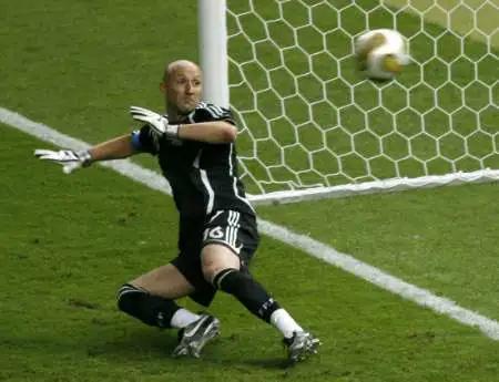 布冯对罗纳尔多,罗纳尔多过布冯