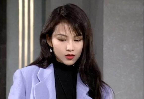 蔡少芬复古穿衣搭配,蔡少芬格子衬衫穿搭