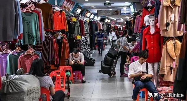 想做带货主播哪里找货源,新手做直播带货的技巧和方法