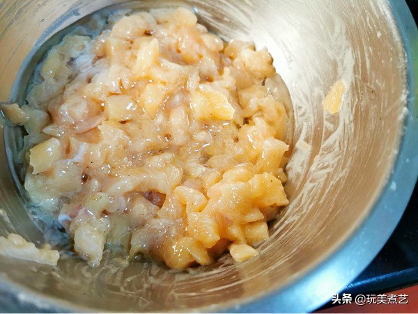 奥运五环，坚持公正、坦诚的运动员家精神，也能对应在美食之间