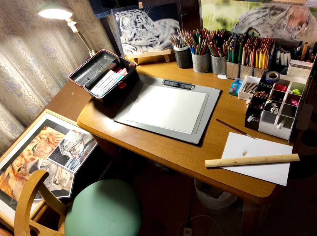 失明女孩铅笔画,手绘眼睛流泪铅笔画