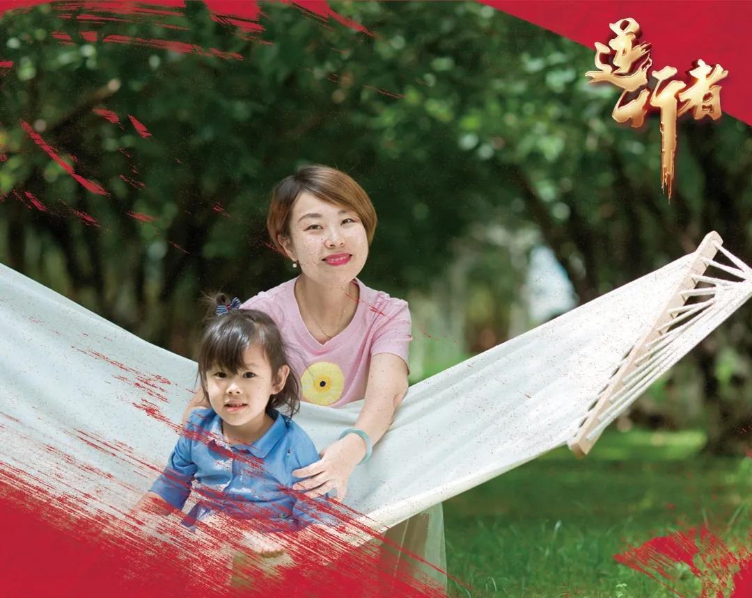 昆明致敬最美逆行者,云南曲靖致敬抗疫英雄