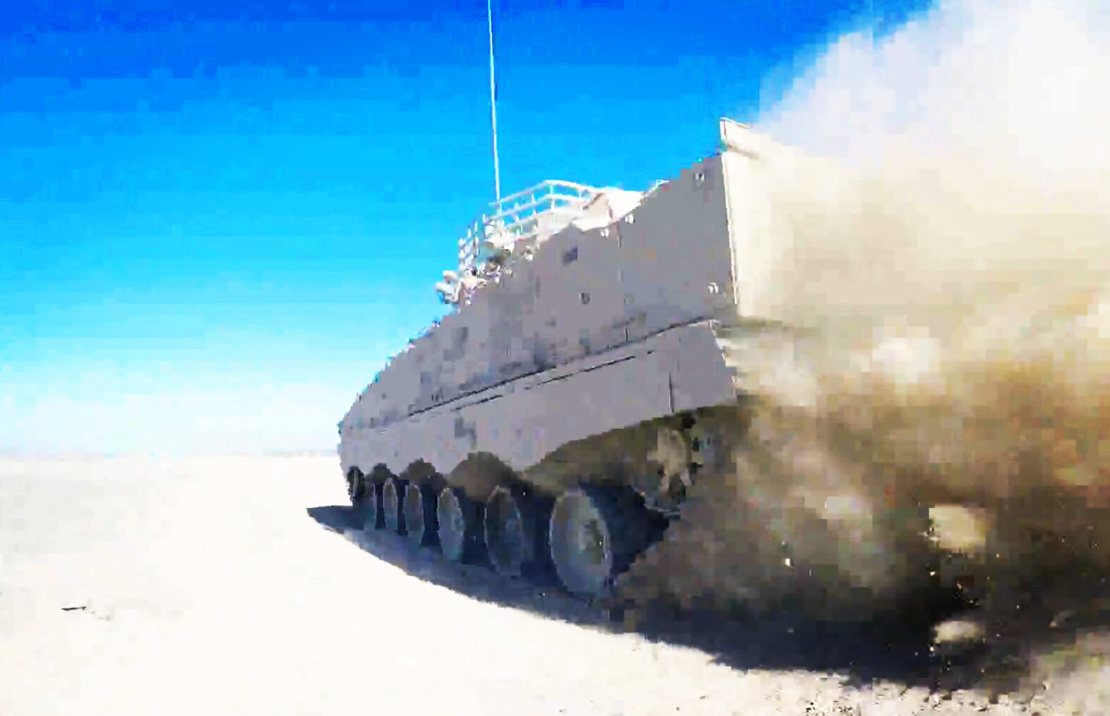 04a步兵战车和99a式步兵战车,99a主战坦克加04a步兵战车