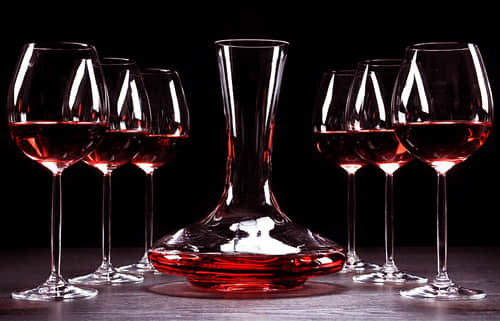 何为葡萄酒的醒酒,需要醒酒的葡萄酒主要有以下几类