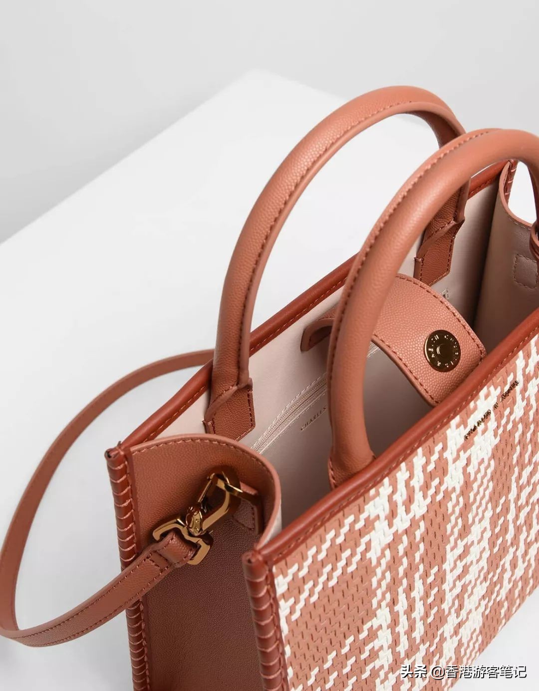 小ck不可以退吗,小ck为什么突然很便宜了