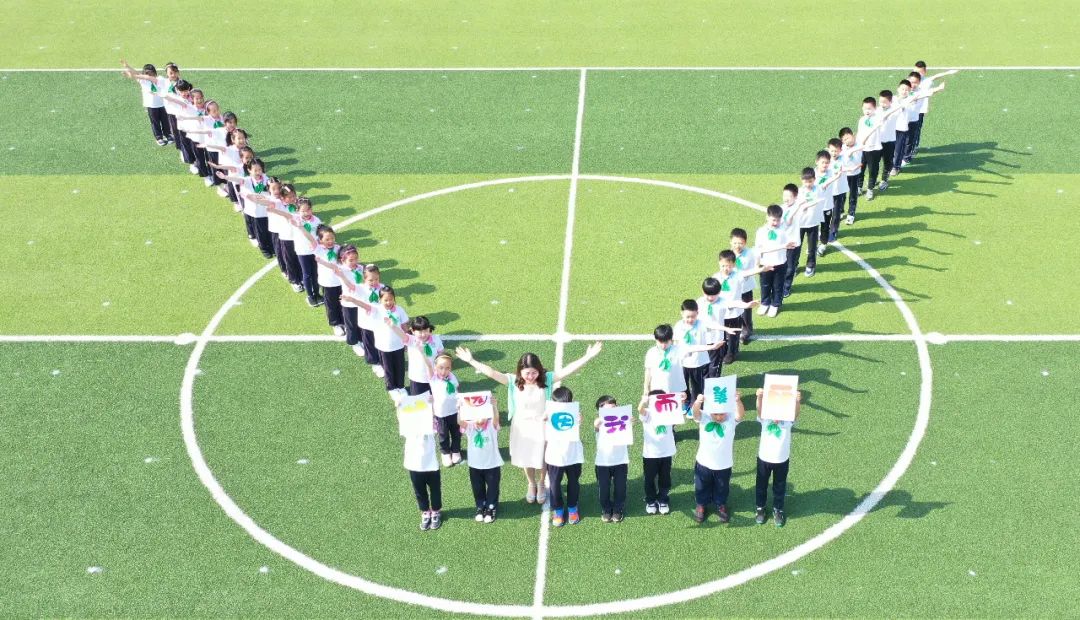 萌娃复学！上海幼儿园开学啦！大型“网友见面”现场也太有爱了吧