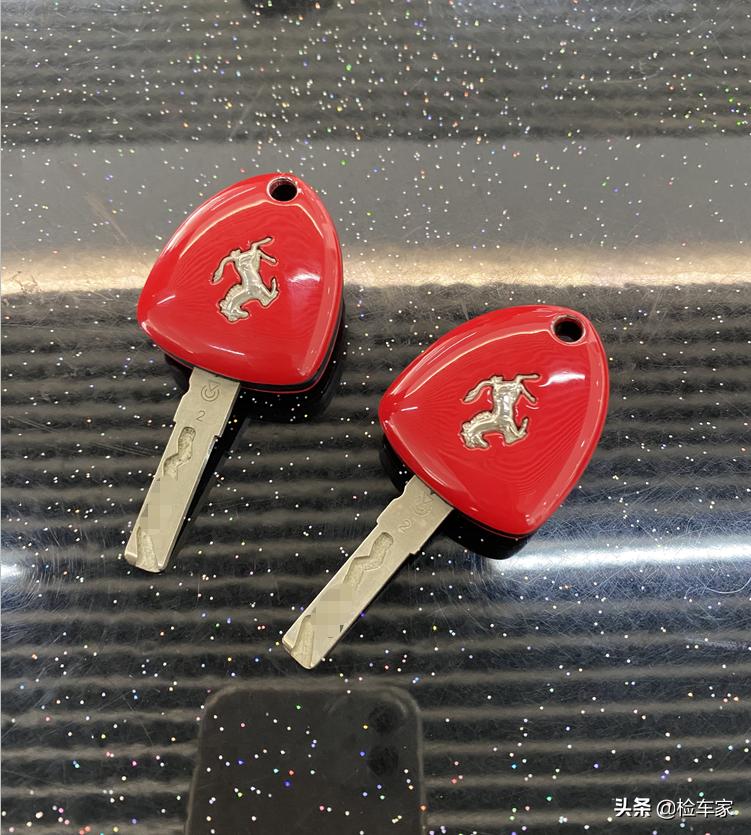 才开一千公里贬值100万,才开11万多公里的二手车