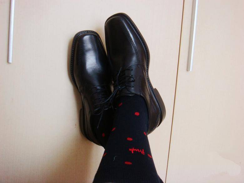 我穿过200双袜子后，才发现这些袜子非常好……