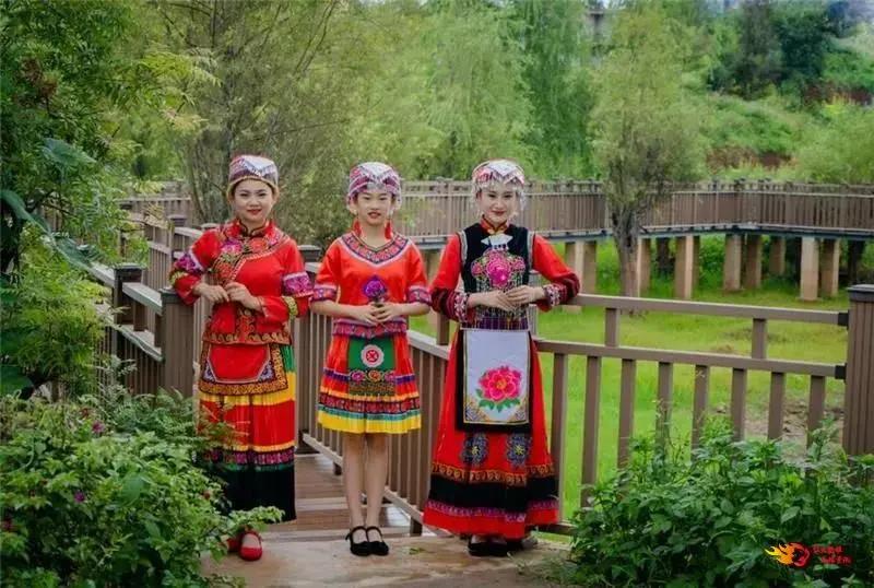 禄丰温泉一日游,禄丰晚上泡温泉地方