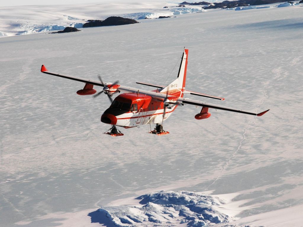 我国飞机降落南极昆仑站却并非国产，几点原因让国产飞机未被选择