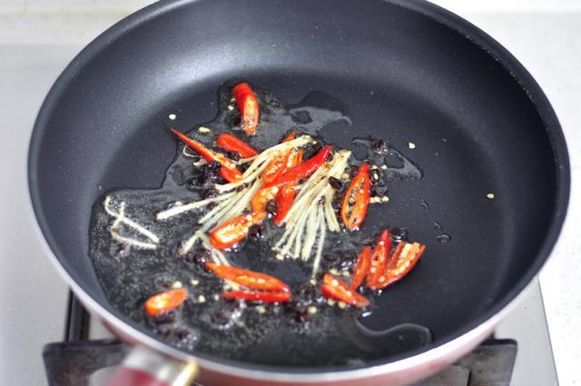 鲜味豆腐干,怎么把豆腐干炒出饭店的味道