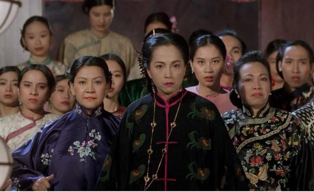 上映25天票房仅374万，离开周星驰后，炒冷饭的他，已变成烂片王