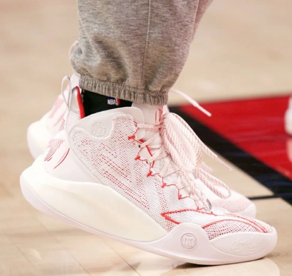 cj1新配色多久出,cj1代篮球鞋正版999