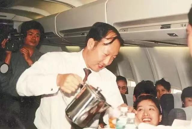 陈峰之监狱风云,万亿海航背后的资本迷局