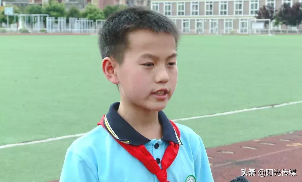 德阳天元烛光小学u11组足球比赛,德阳5人制小学足球比赛