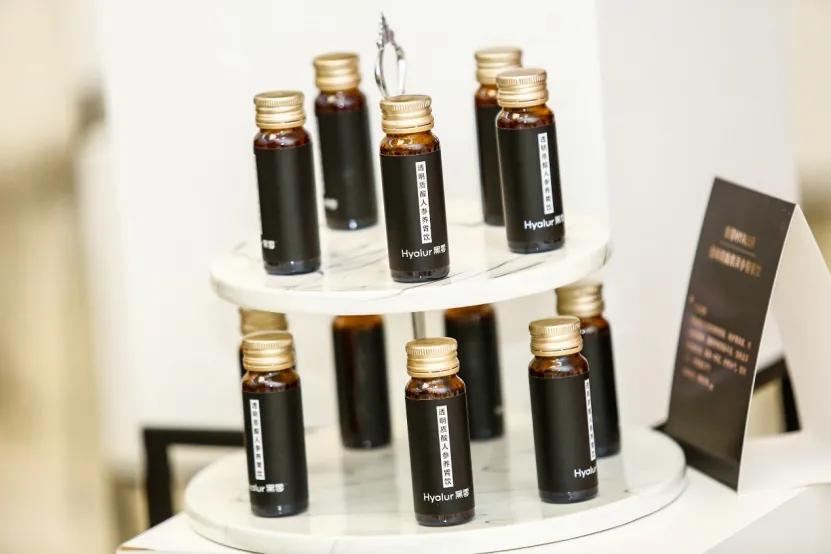 8块钱一桶的纯净饮用水,玻尿酸饮用水测评