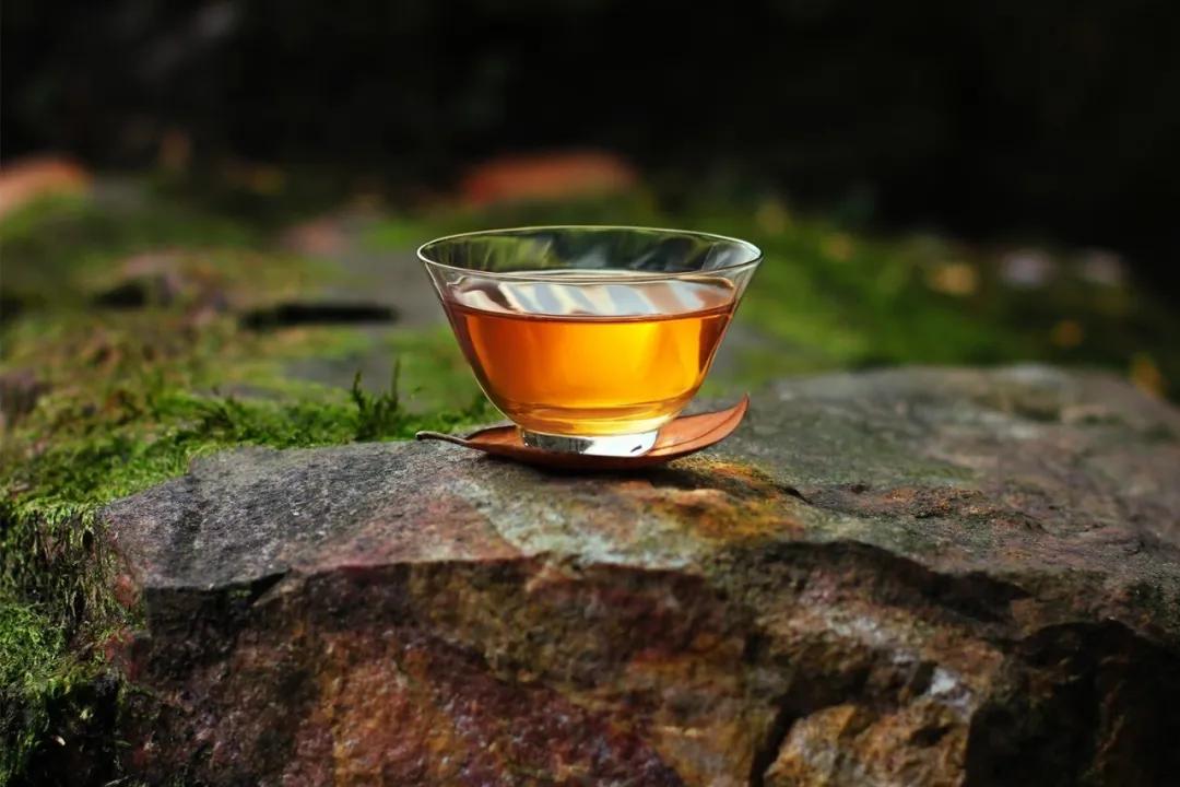 当遍地都是咖啡馆时，茶馆应该怎么开？