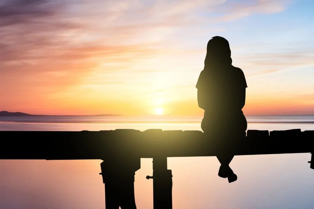 喜欢利用别人博同情,同情别人就是对自己最大的伤害