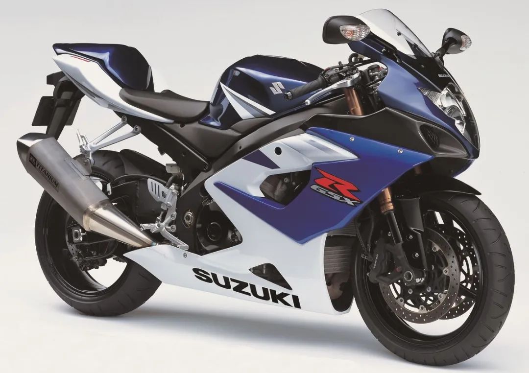 铃木gsxr1000r以前老款摩托车,铃木gsxr1000r进化历程