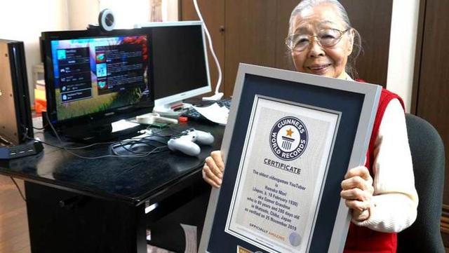 森滨子老奶奶90岁了还在玩电子游戏，《侠盗猎车手5》竟然是最爱