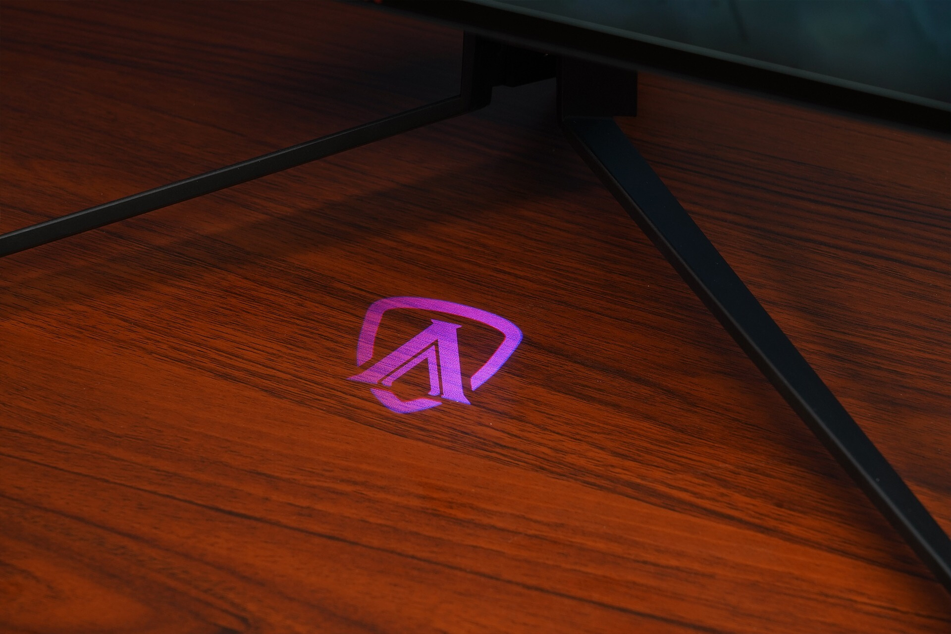 aoc144hz和166hz广色域显示器的区别,aoc24.5寸240hz显示器评测