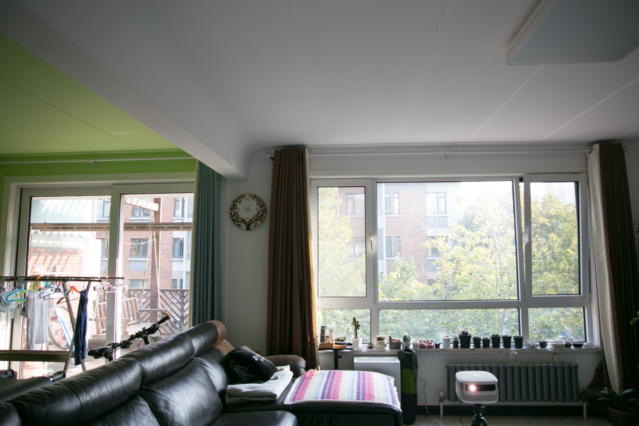 坚果j9白天测试,坚果j9幕布