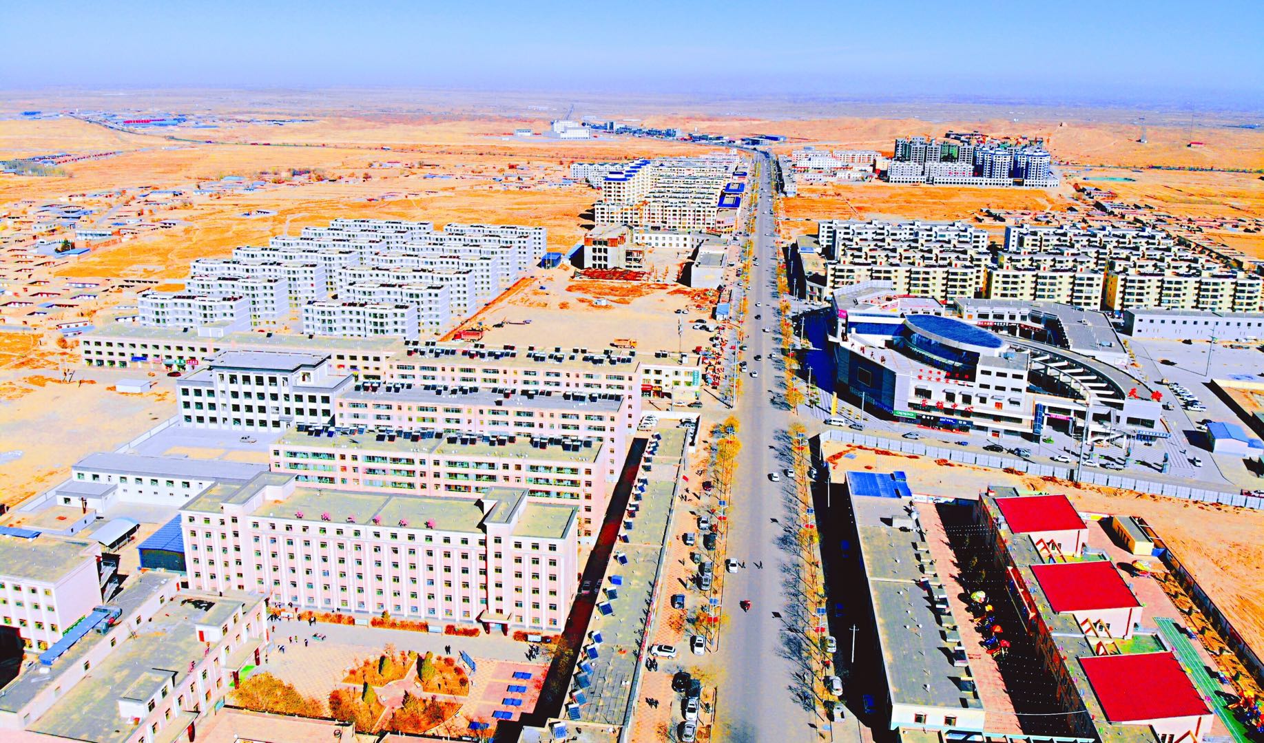 您好！我叫大靖，这是我的新名片