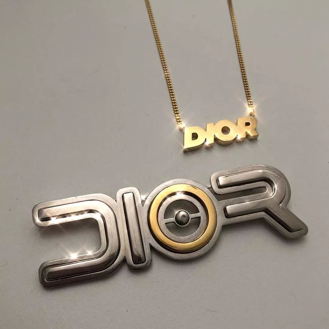 还在买阿迪耐克吗,ambush经典款