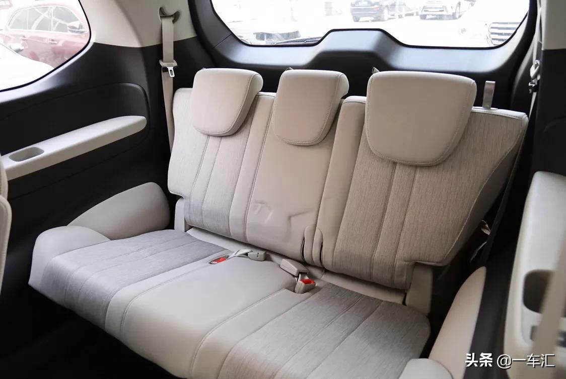 广汽传祺gm6手动挡好开吗,广汽传祺gm6七座精英版