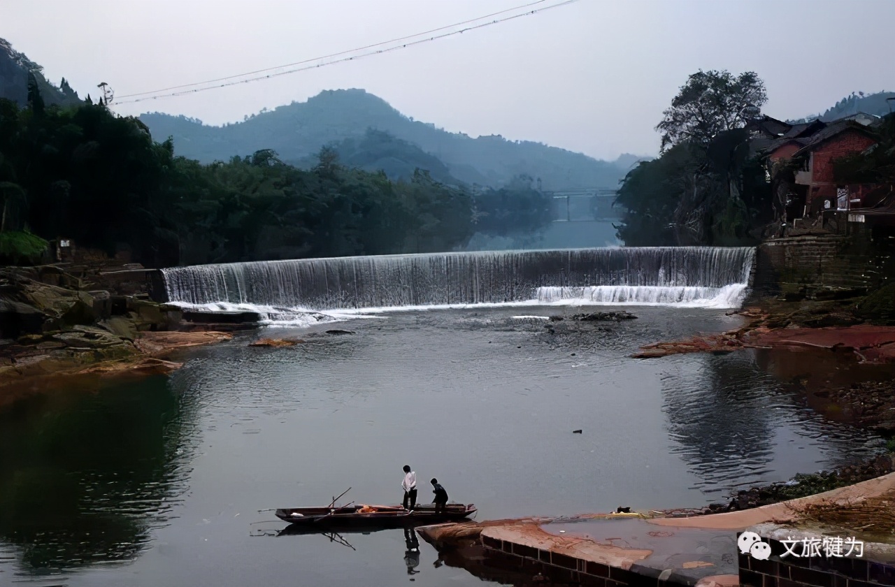 乐山古镇有哪些好吃的 (乐山攻略一日游古镇)