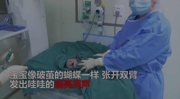 孩子出生的时候裹着羊膜囊怎么办,女婴连体衣护肚子