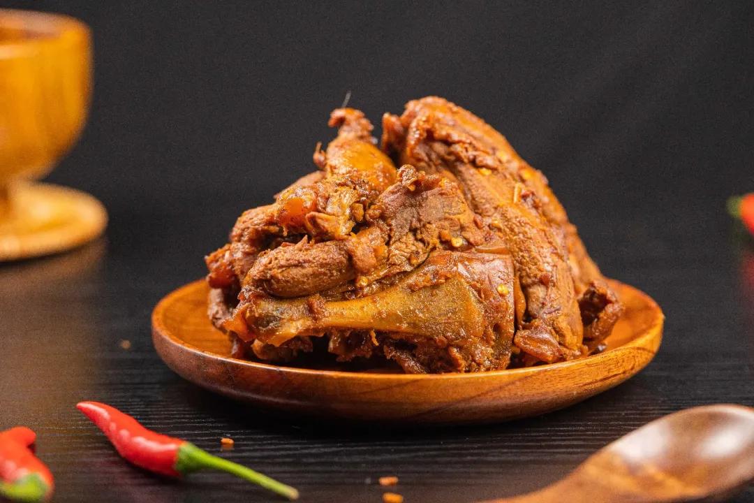 鸭脖鸭翅锁骨,绝味麻辣鸭脖锁骨鸭翅