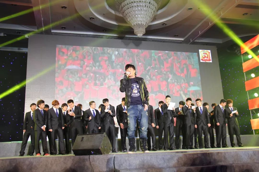 七年前，如果不是武汉卓尔以1000万接盘湖北足球……