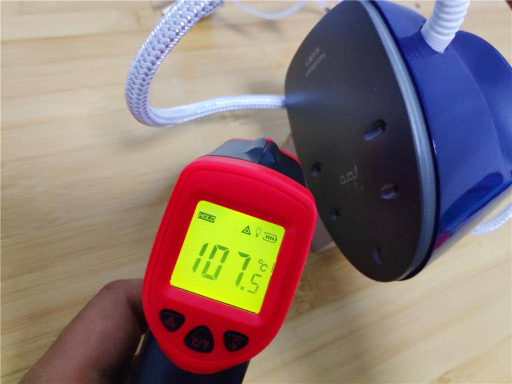 飞乐思纳米蒸汽小熨斗体验视频,纳米蒸汽小熨斗测评
