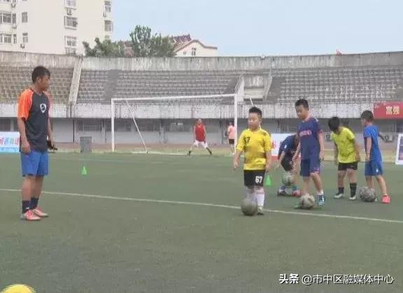 青少年公益足球之旅,青少年足球嘉年华