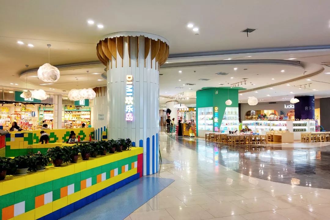 西安曲江金地广场6周年,曲江金地广场周边规划